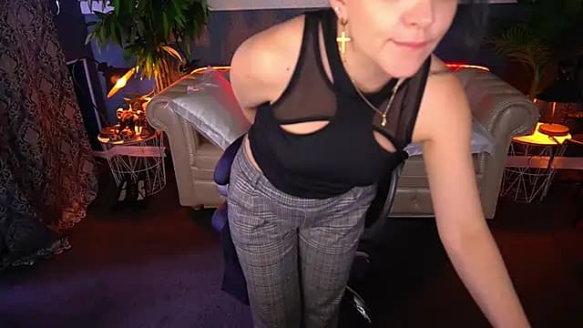 Dafni_Monn live cam