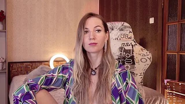 Hello_Lisha live cam