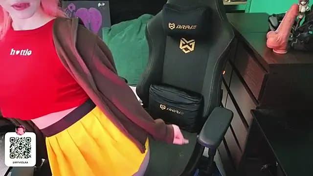 Maya_Viola live cam