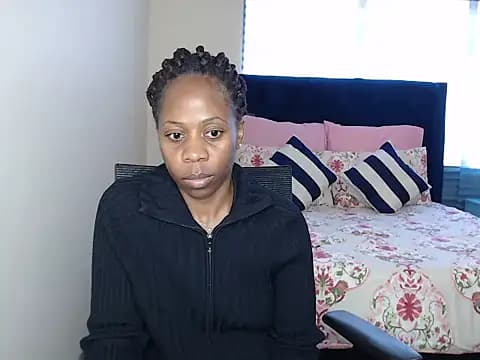 QUEENMANDYY live cam