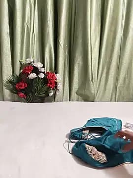 Shalu_G live cam