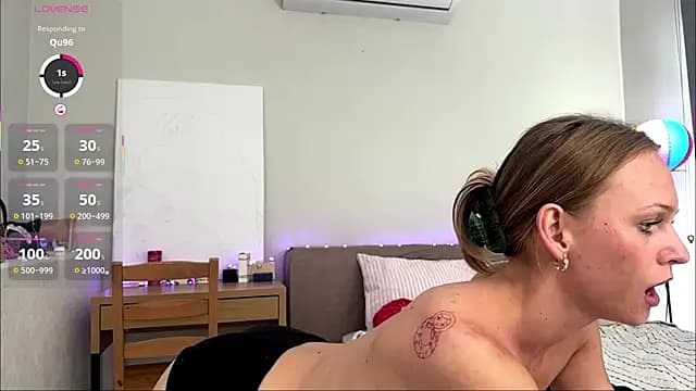 EllisQuinn live cam
