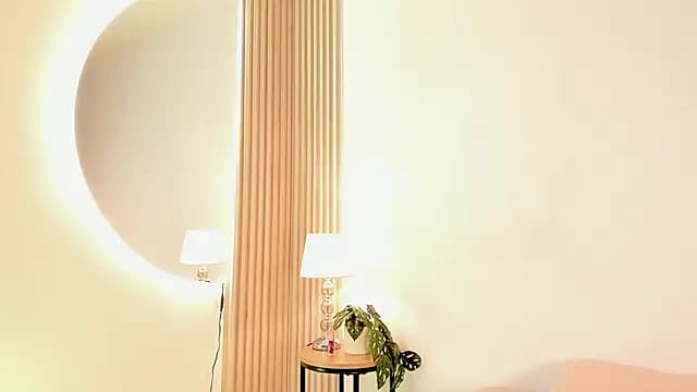 Mia_mystic_ live cam