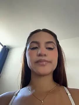 ViankaRose live cam