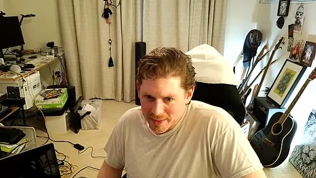 9VOLTT live cam