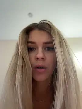 Love_Bri live cam