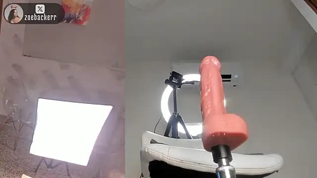 zoe_backer live cam