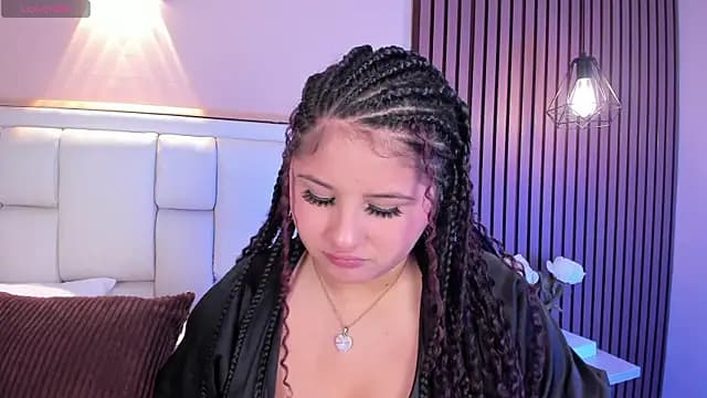 AvyMilton live cam