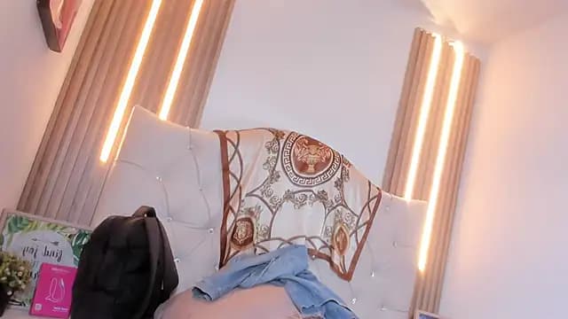 Alexa_Bravva live cam