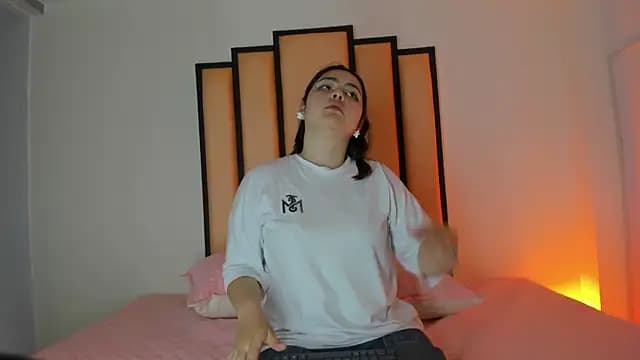 TaylorKimy live cam