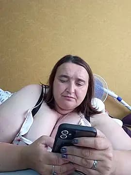 LiluHot live cam