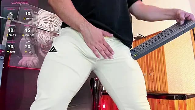 Luke__09 live cam