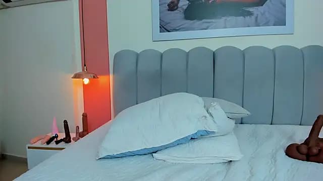 EmmaBoyd live cam