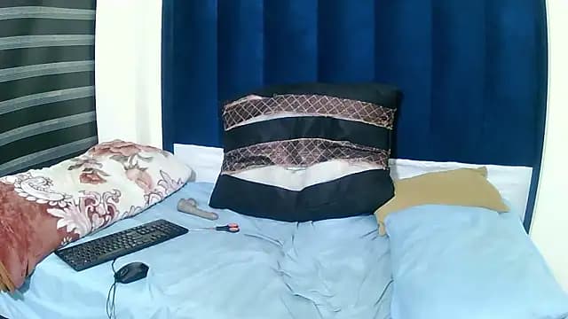 MelaniBbe live cam