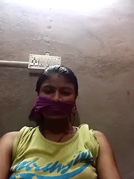 Tiyaasa live cam