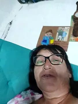 clarita_01 live cam