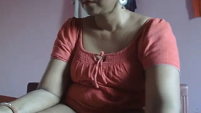 Pooja-suman live cam