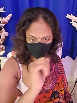 Lena_mahiyaa live cam
