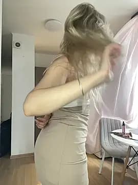 April_Purr live cam