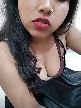 Sexy_Divya__ live cam on Stripchat