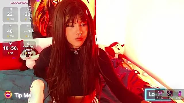 Divinejewel69 live cam