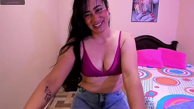 sara_florez12 live cam
