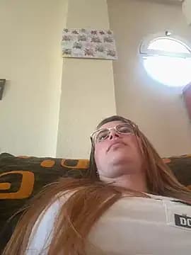Zoe_brk live cam