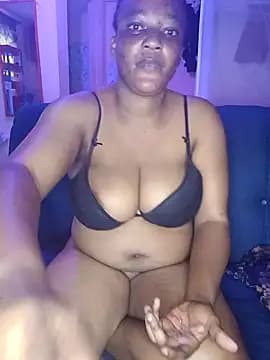 QueenLave live cam