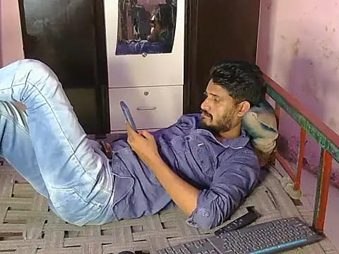 HotXKrish live cam on Stripchat