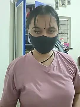 HeartlessGirl live cam