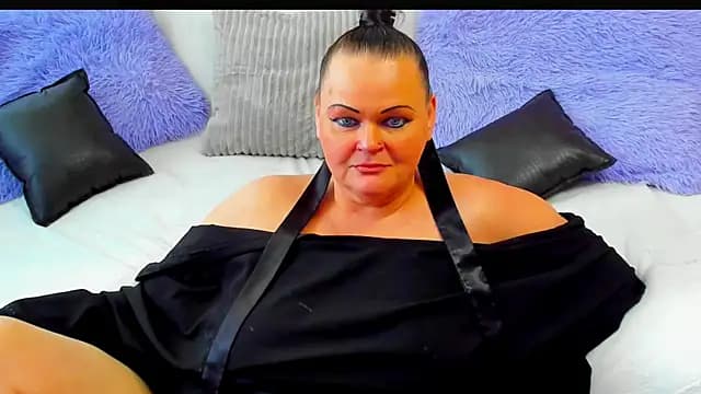 MilanaBiegert live cam