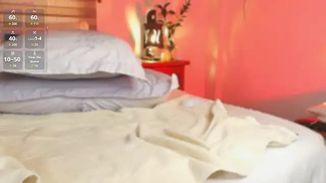 Isa_bonnet live cam