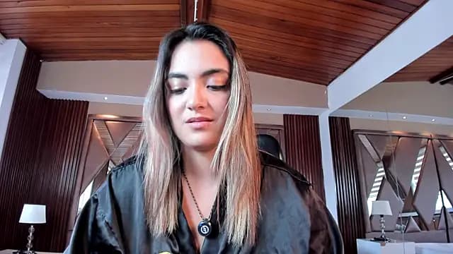 IsabellaaJoness live cam