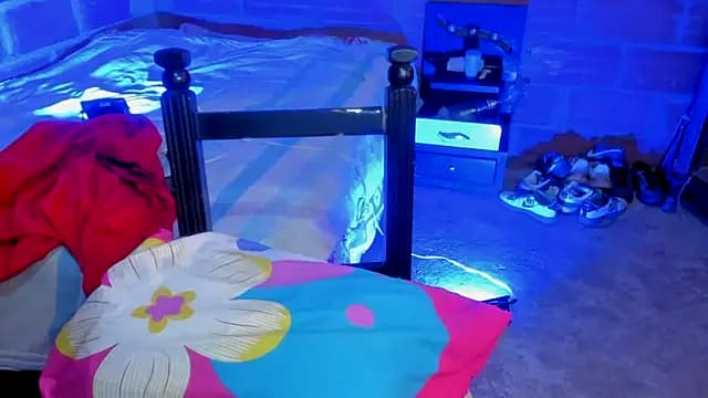 zeus_7777 live cam on Stripchat