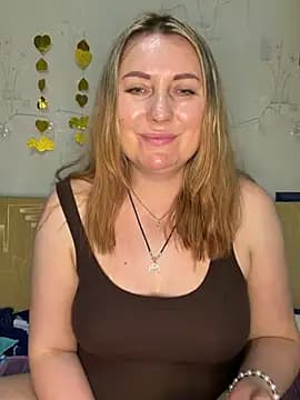 Katti_Kissa live cam
