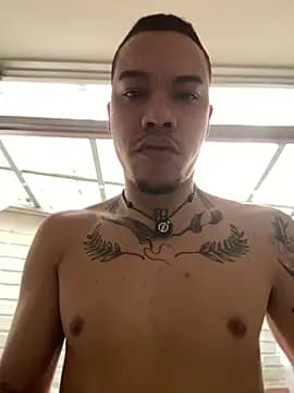 AlphaMasterXxx live cam