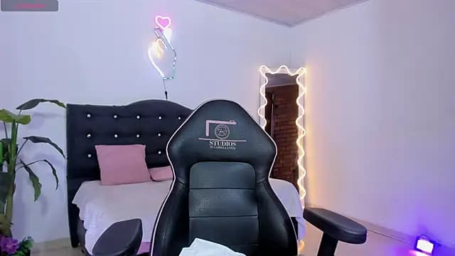 LUNAKITTY_TAY live cam