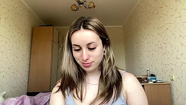 SpringSummers live cam