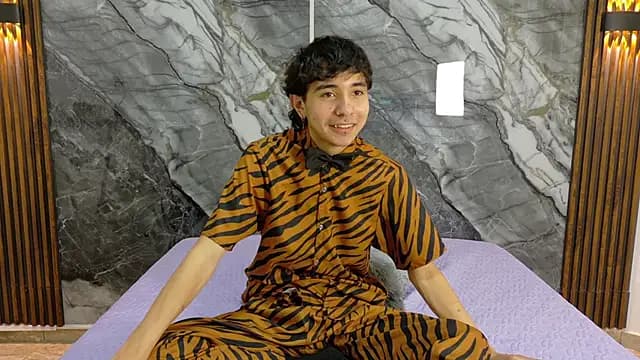 NoahWalker__ live cam