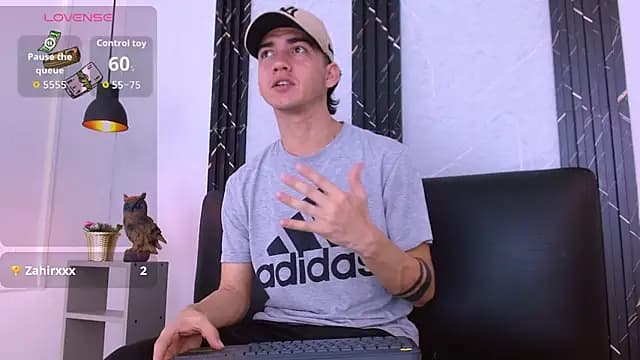 Feiccer_Castquer live cam