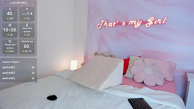 Ramona_Flower live cam