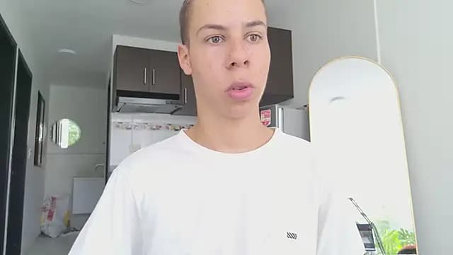 grey___27 live cam