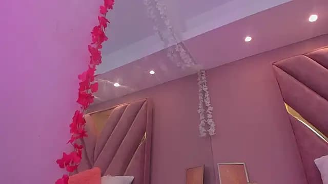 chloe_larson live cam