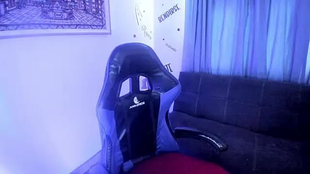 Ivette_Shaira live cam