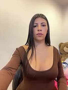 Alanna_atm_ live cam