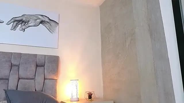 Emma_gatess live cam