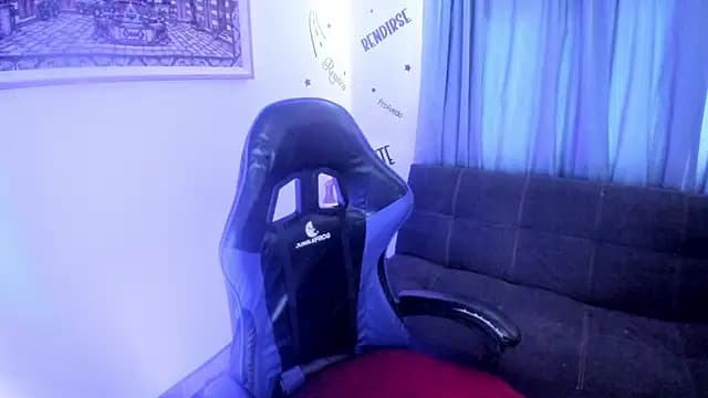 Ivette_Shaira live cam