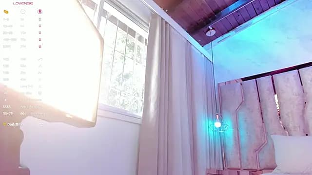 ari_monet live cam