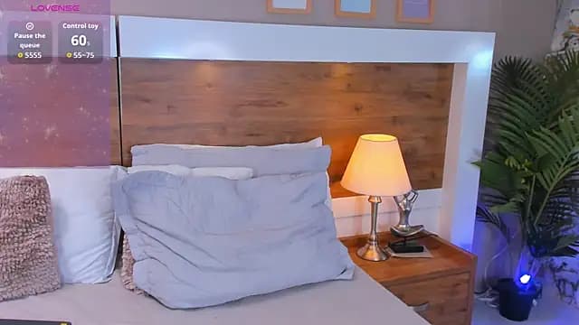EmaBakker live cam