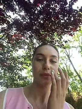 Ashley-Evans live cam